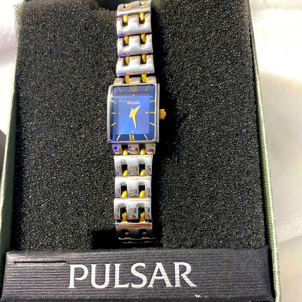 Pulsar watch